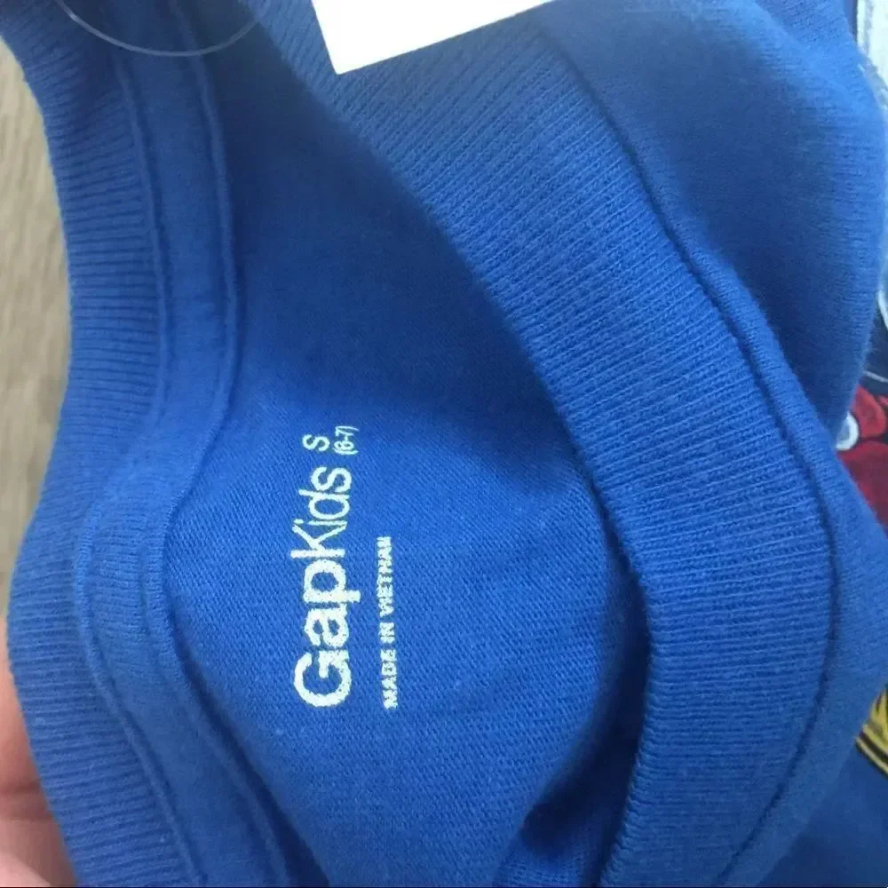 🎉1 hr sale 🎉Gap Blouse 👦🏼